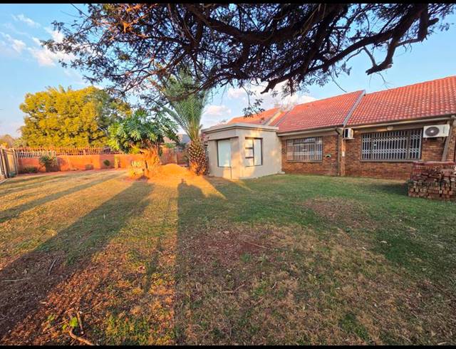 5 BEDROOM PROPERTY TO RENT IN ERASMIA